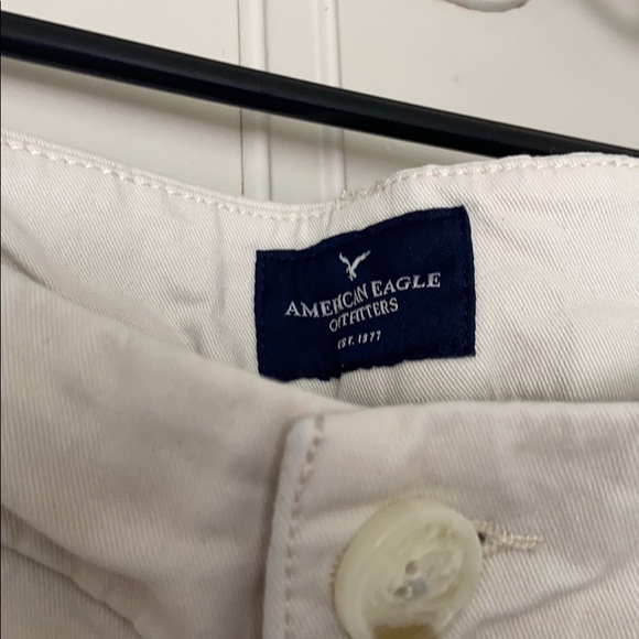 American Eagle Khaki shorts - Picture 2 of 4